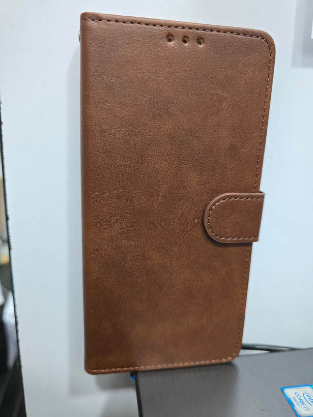 کیف چرمی مگنتی MI13T
