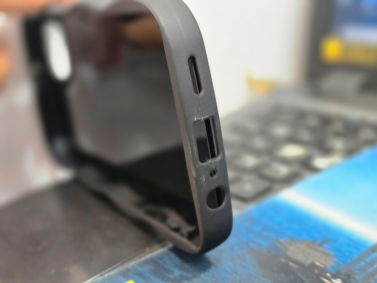 قاب موج دار سامسونگ Galaxy A۰۶ عروسک برجسته طرح دار