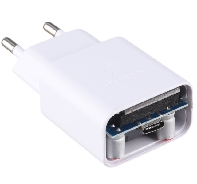 کلگی فست شارژ Samsung EP-T۱۵۱۰ ۲۸ PD ۱۵W Type-C برد آبی پک خارجی